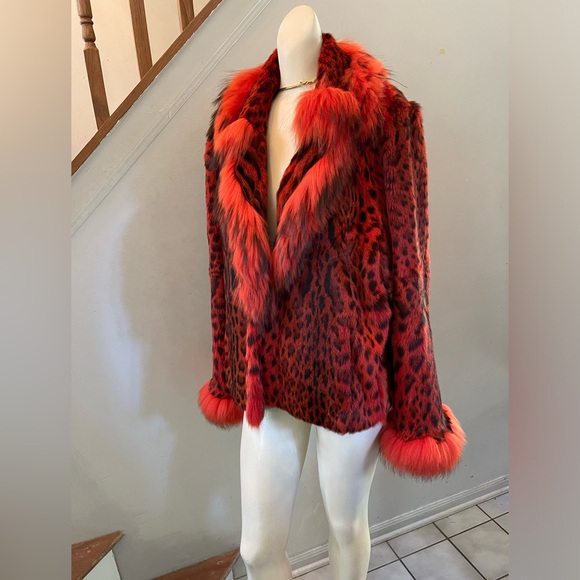 Beautiful Stylish Dyed Spotted Lippi Cat Fur Jacket - Picture 7 of 14